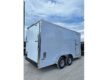 7′ x 16′ x 7′ Enclosed Trailer w/Ramp Door